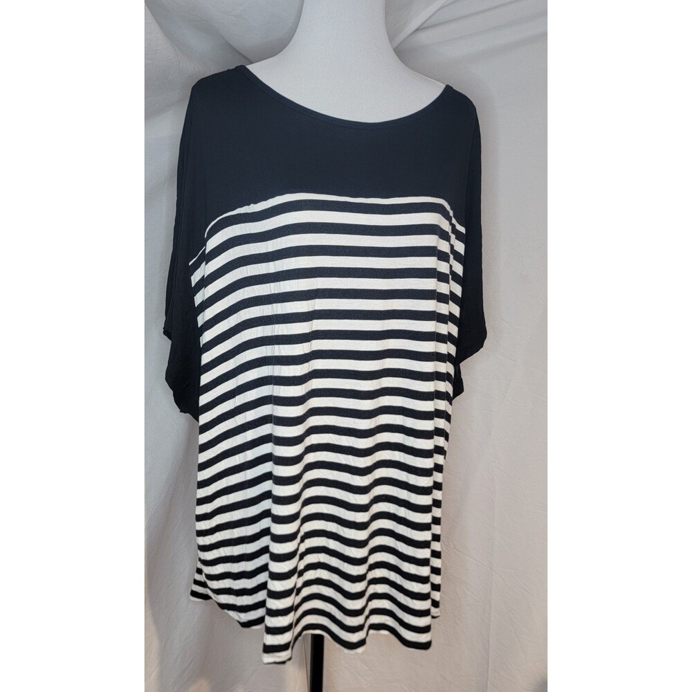 Lane Bryant Women's 4X Black White Striped Short Sleeve Knit Tunic Top Plus